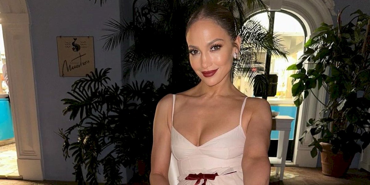 jennifer-lopez-hints-at-her-divorce-with-an-‘unbothered’-instagram-post