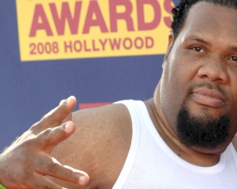 hip-hop-artist-fatman-scoop-dies-at-53-after-collapsing-on-stage