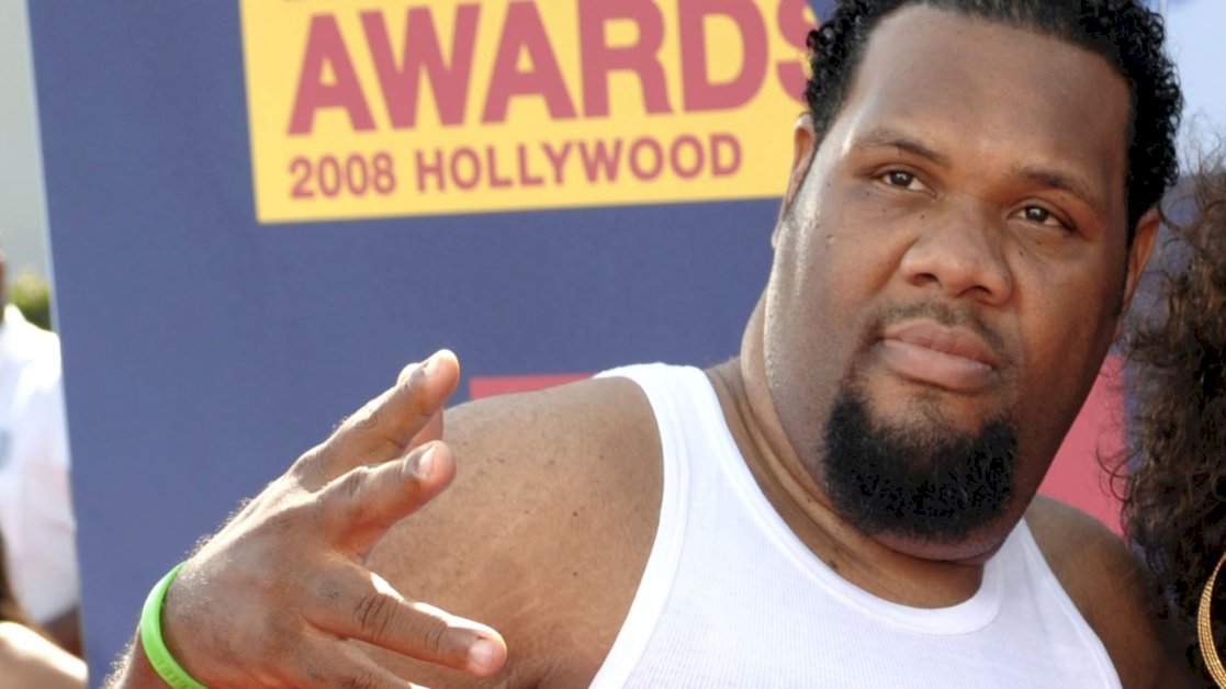 hip-hop-artist-fatman-scoop-dies-at-53-after-collapsing-on-stage