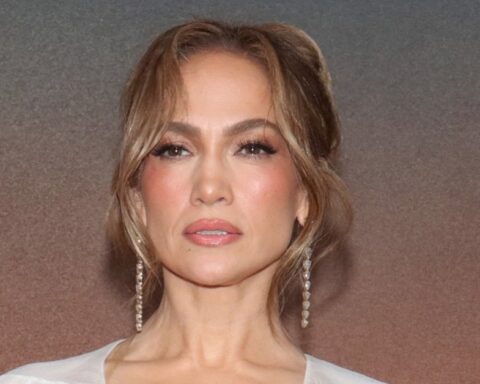 jennifer-lopez-posts-new-messages-after-filing-for-divorce-from-ben-affleck