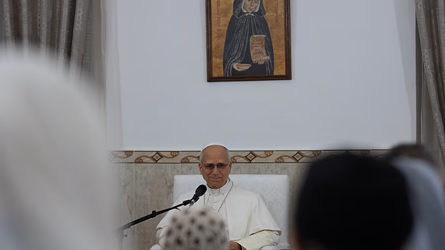 Clean-up, preparations underway in Angola ahead of Papal visit